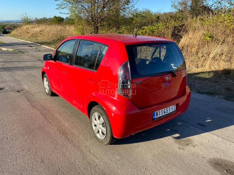 Daihatsu Sirion 1.0