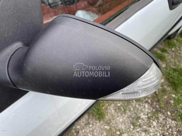 retrovizor za Smart ForFour