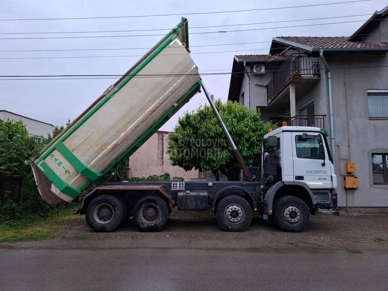 Mercedes Benz Actros 4146