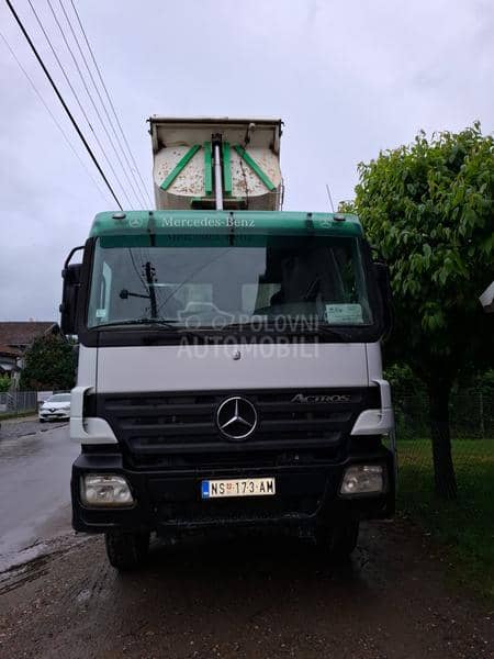 Mercedes Benz Actros 4146