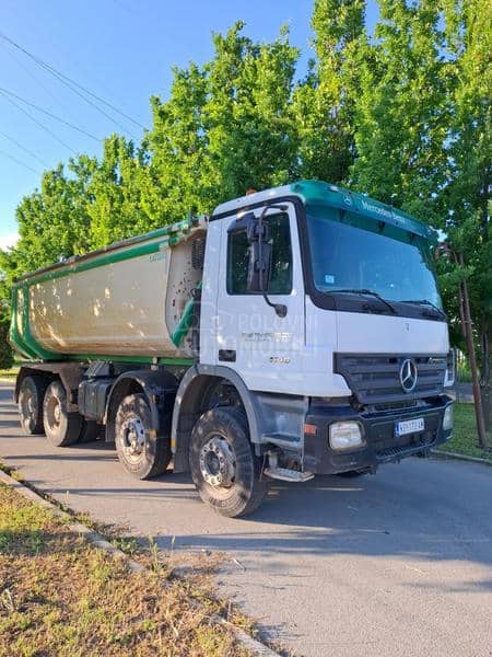 Mercedes Benz Actros 4146