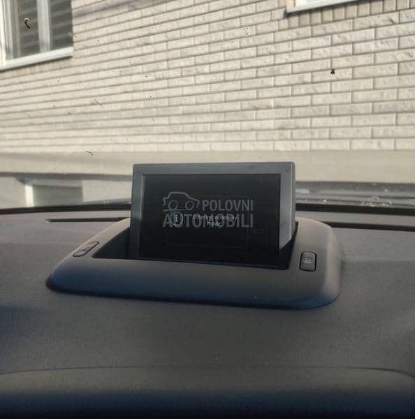 displej navigacija radio klima