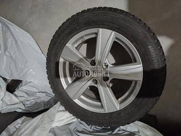 Nokian 215/60 R17 Zimska