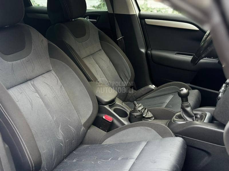 Citroen C4 1.6 HDI PANO NAVY