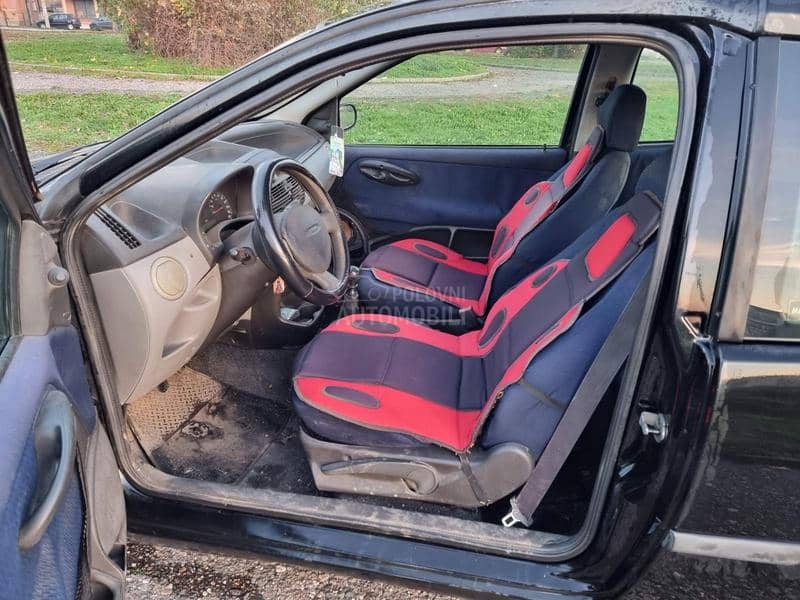 Fiat Punto 1.2 8v