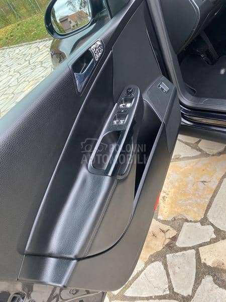 Volkswagen Passat B6 2.0TDI DSG Highline