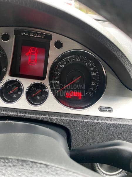 Volkswagen Passat B6 2.0TDI DSG Highline