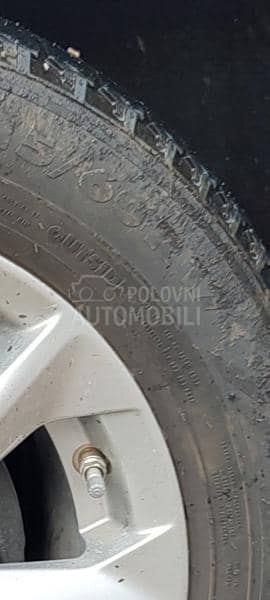 Nokian 215/60 R17 Letnja