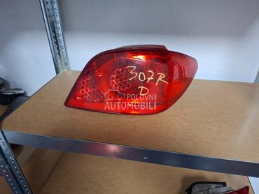 Stop svetlo za Peugeot 307