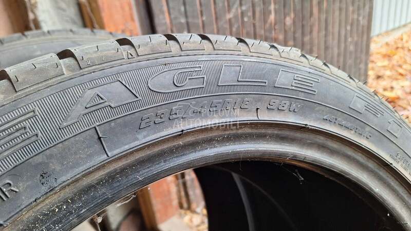 Goodyear 235/45 R18 Letnja