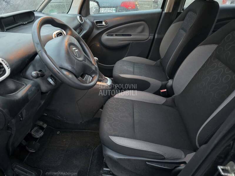Citroen C3 Picasso sa tablama