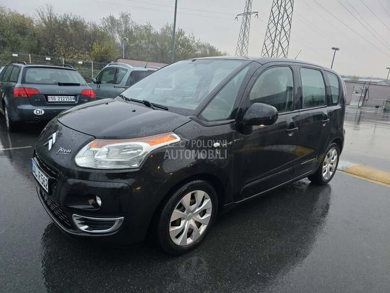 Citroen C3 Picasso sa tablama