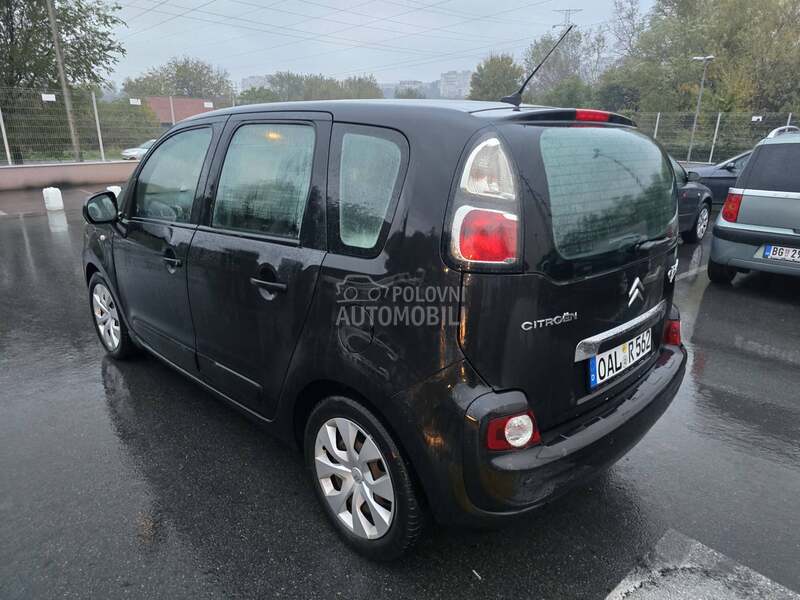Citroen C3 Picasso sa tablama