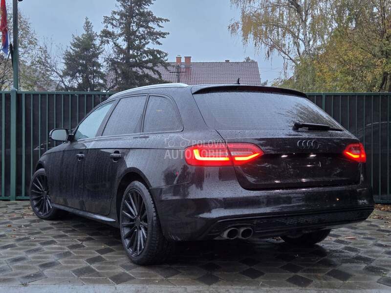 Audi A4 3xS Line