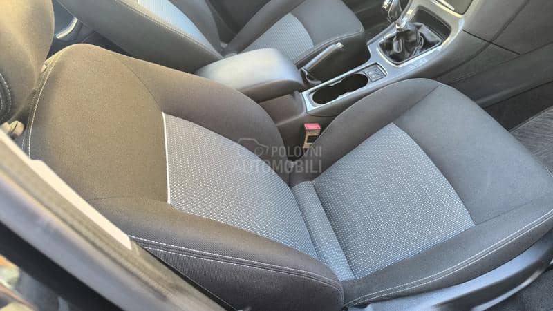 Ford Mondeo 1.6 TDCI servisn