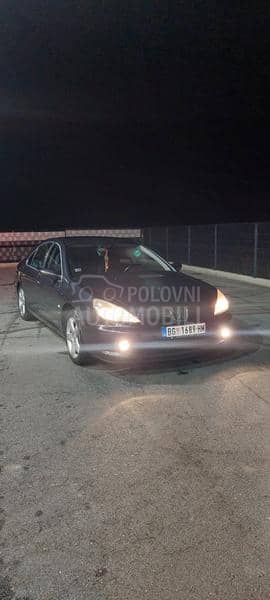 Peugeot 607 