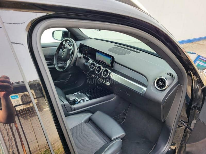 Mercedes Benz GLB 180 