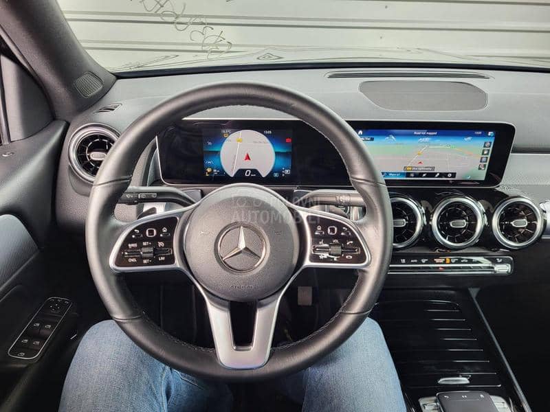 Mercedes Benz GLB 180 