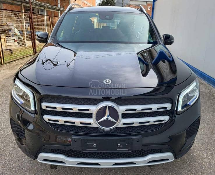 Mercedes Benz GLB 180 