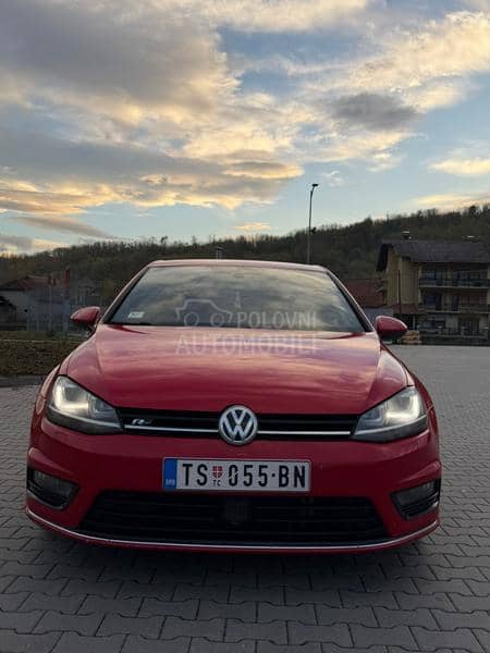 Volkswagen Golf 7 R line