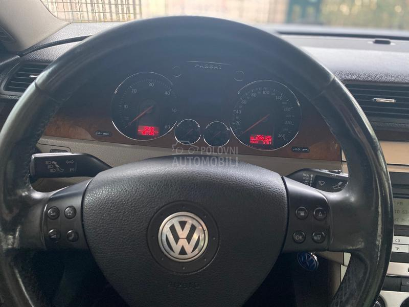 Volkswagen Passat B6 