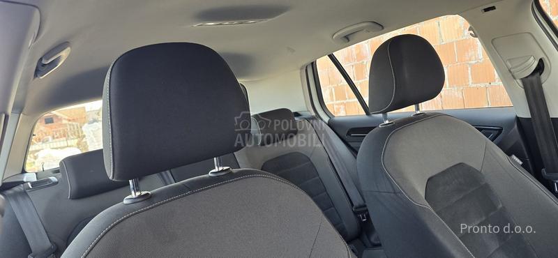 Volkswagen Golf 7 1.6 tdi highline
