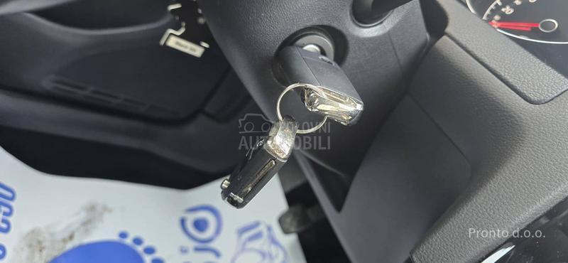 Volkswagen Golf 7 1.6 tdi highline