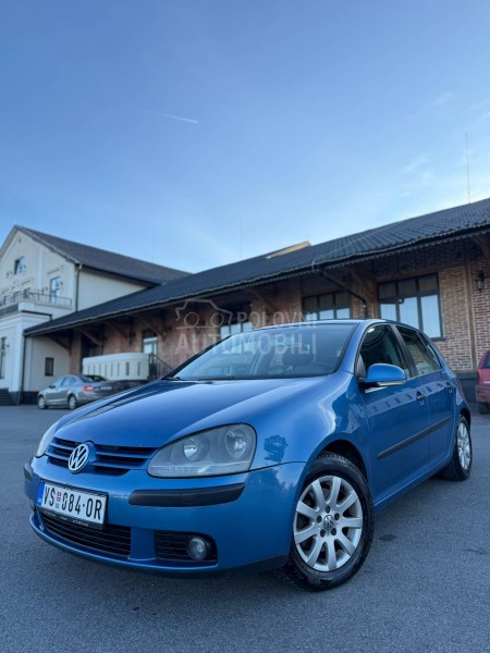 Volkswagen Golf 5 1.6FSI regg dug0