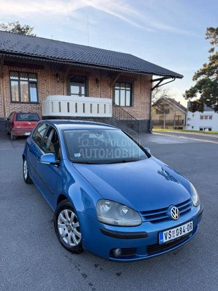 Volkswagen Golf 5 1.6FSI regg dug0