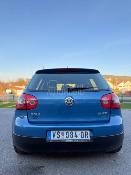 Volkswagen Golf 5 1.6FSI regg dug0