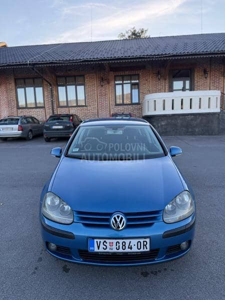 Volkswagen Golf 5 1.6FSI regg dug0