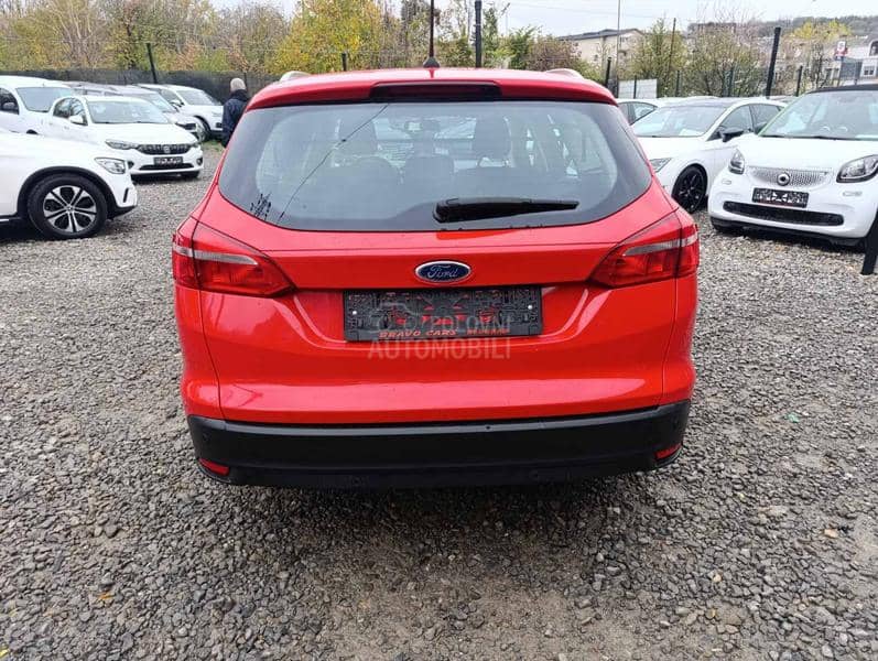 Ford Focus 1.6tdci N1 4 sedista