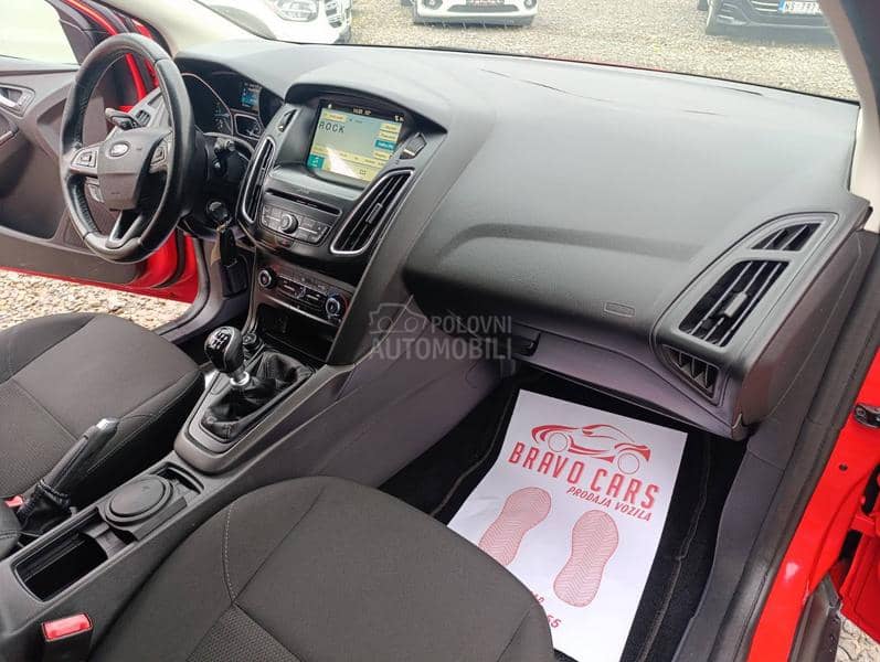 Ford Focus 1.6tdci N1 4 sedista