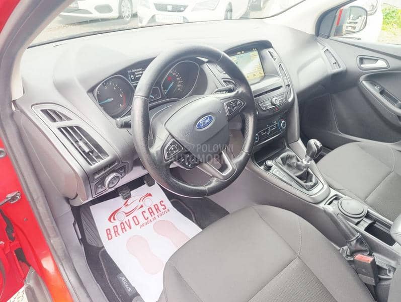 Ford Focus 1.6tdci N1 4 sedista