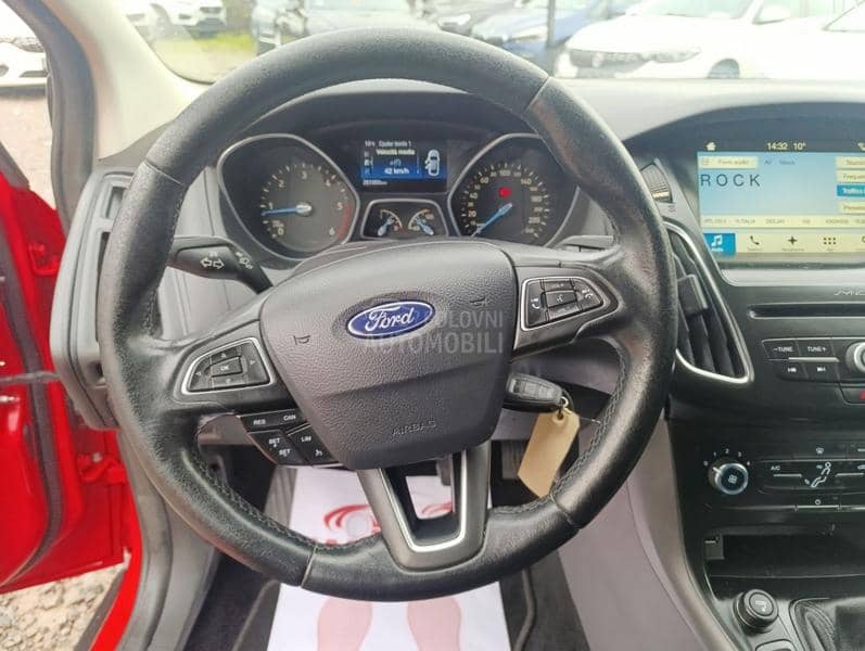 Ford Focus 1.6tdci N1 4 sedista