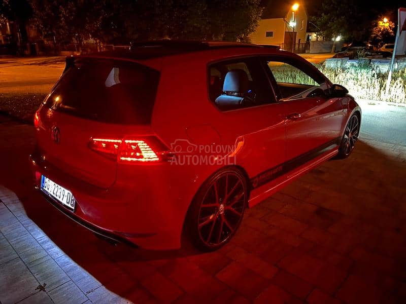Volkswagen Golf 7 R