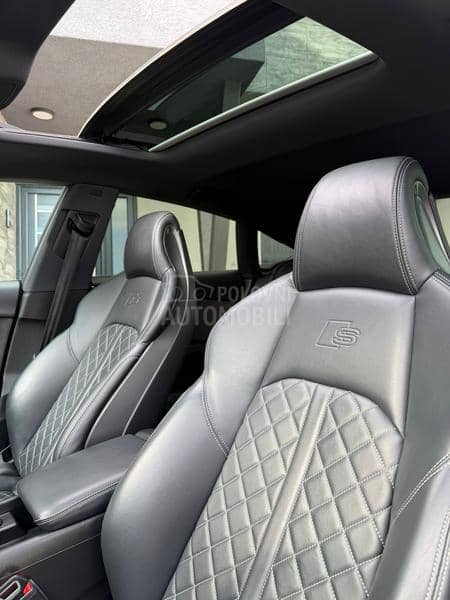 Audi S5 CH