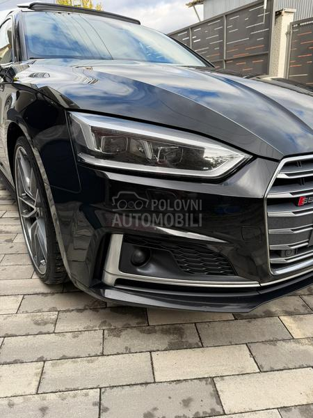 Audi S5 CH