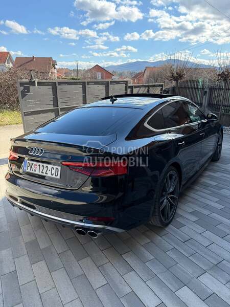 Audi S5 Quattro CH