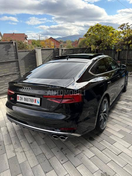 Audi S5 CH