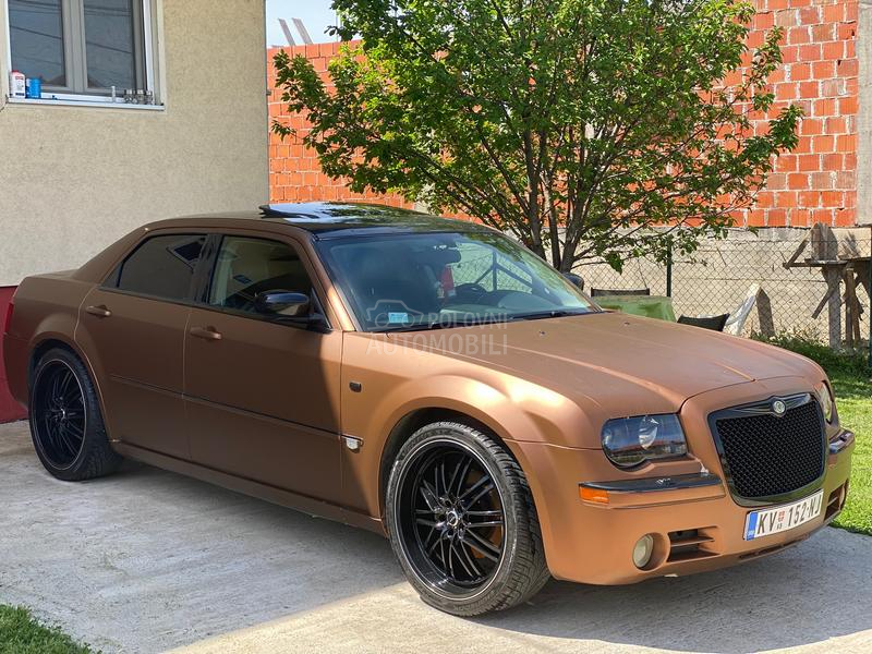 Chrysler 300C 