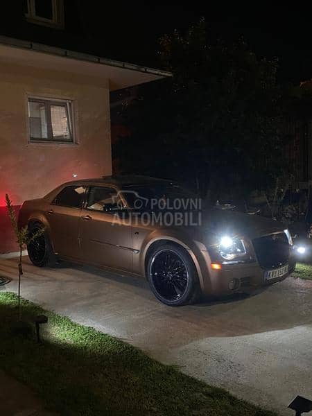 Chrysler 300C 