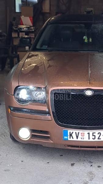 Chrysler 300C 