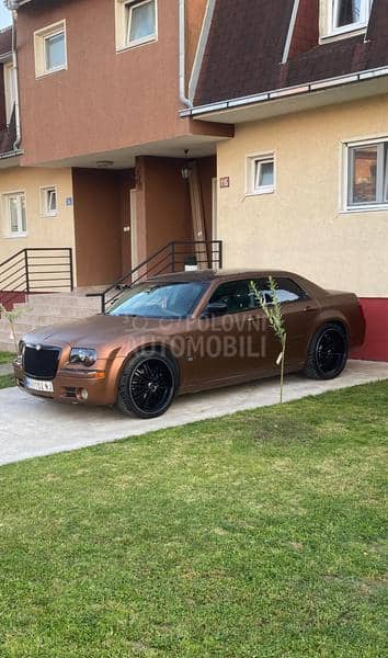 Chrysler 300C 