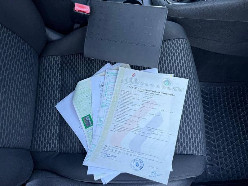 Volkswagen Golf 6 1.6 TDI T.O.P