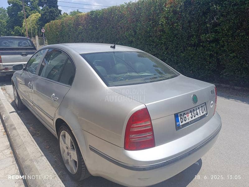 Škoda Superb 2.8 V6 30V