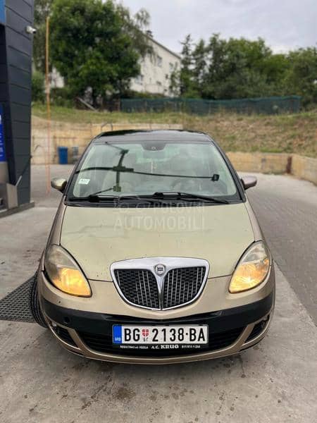 Lancia Musa 1.9 MJET