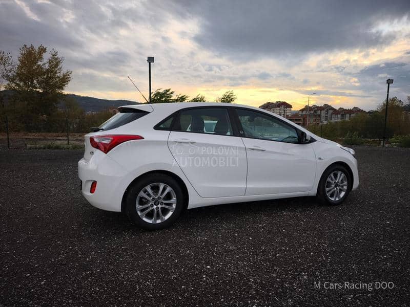 Hyundai i30 1.4 ITHINK CH