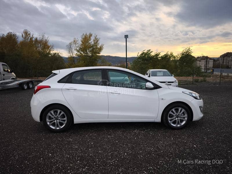 Hyundai i30 1.4 ITHINK CH