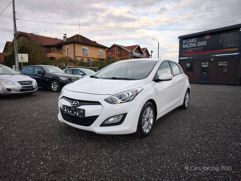 Hyundai i30 1.4 ITHINK CH